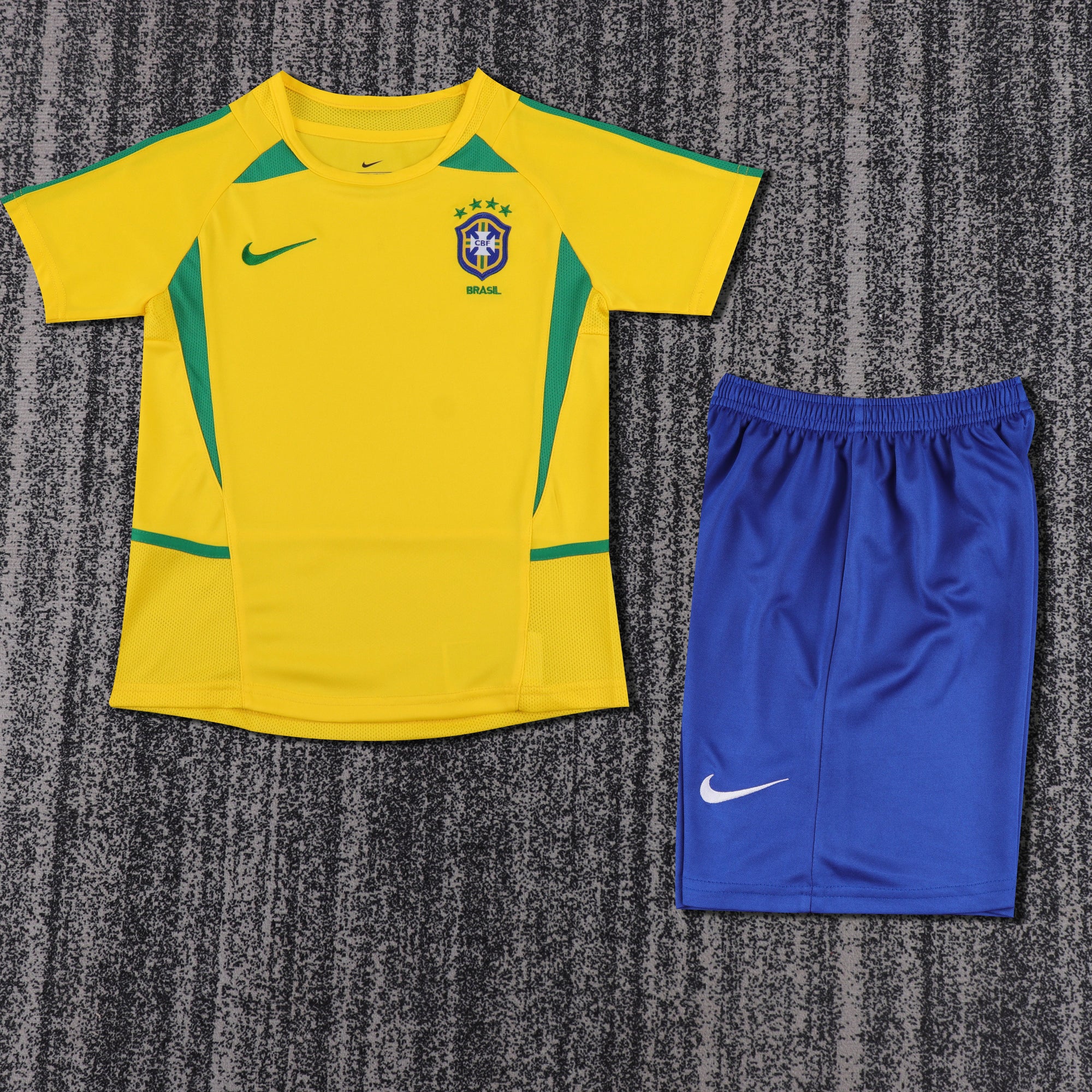 Kit Infantil Brasil Retro Home 2002 Nike - Amarela