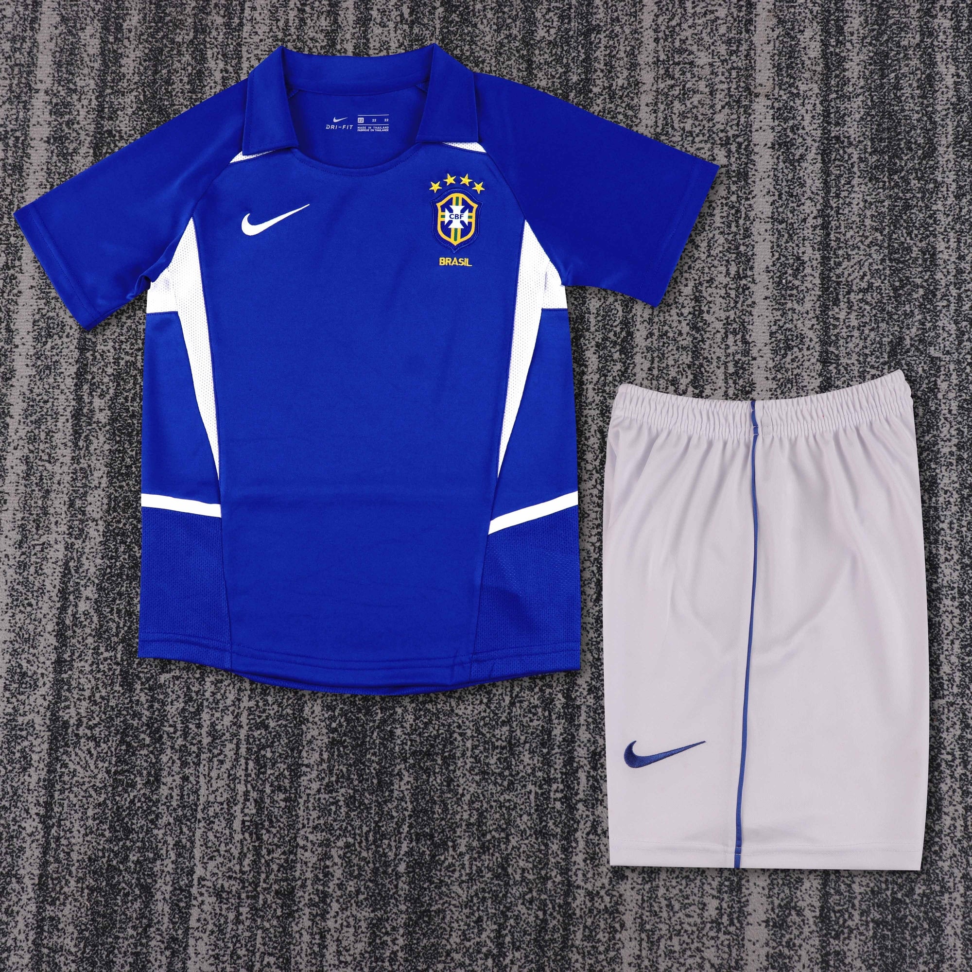 Kit Infantil Brasil Retro Away 2002  Nike - Azul