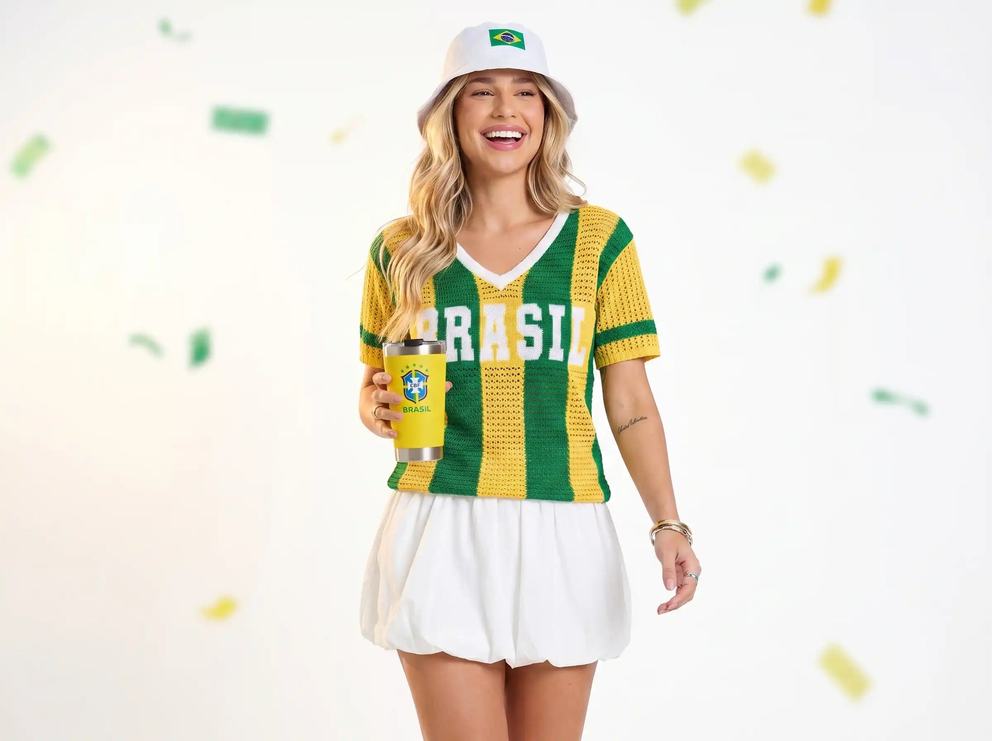 Kit Torcedora Premium Brasilize: Camisa + Copo + Chapéu