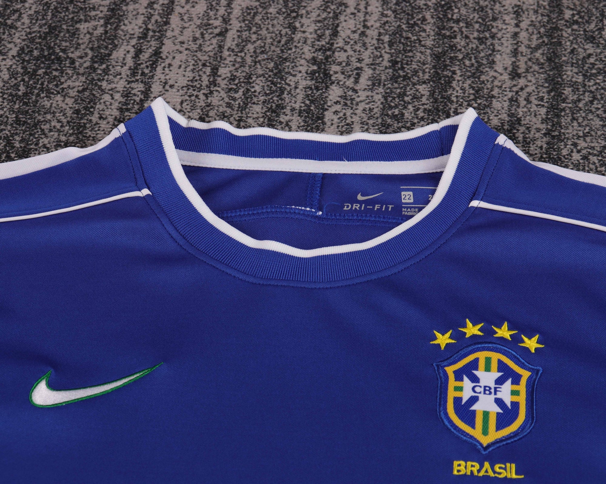 Kit Infantil Brasil Retro Away 1998 Nike - Azul